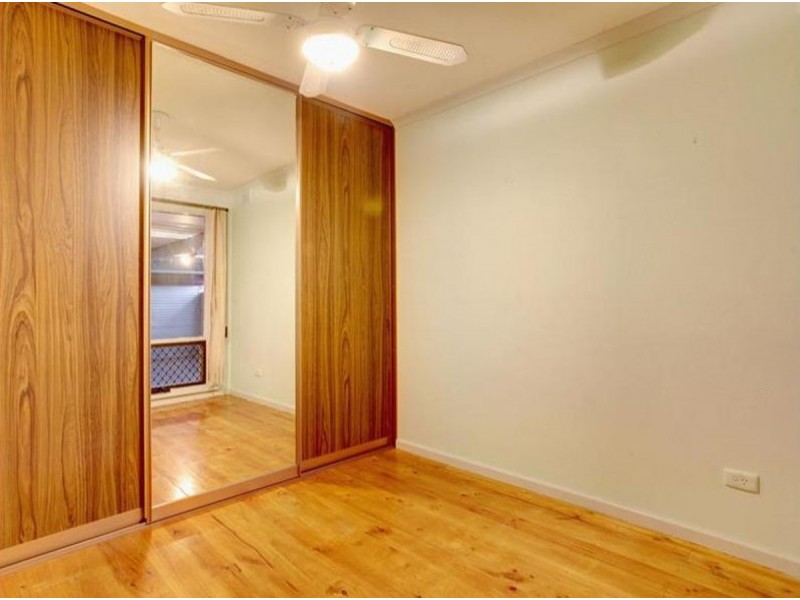 27 Woodstock Avenue, Christie Downs SA 5164