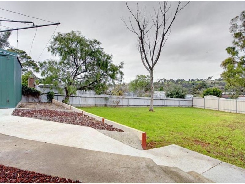 27 Woodstock Avenue, Christie Downs SA 5164