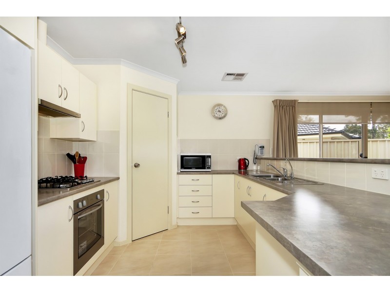 8 Stern Road, Seaford Meadows SA 5169