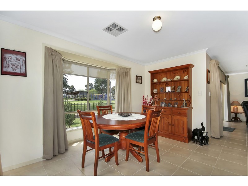 8 Stern Road, Seaford Meadows SA 5169