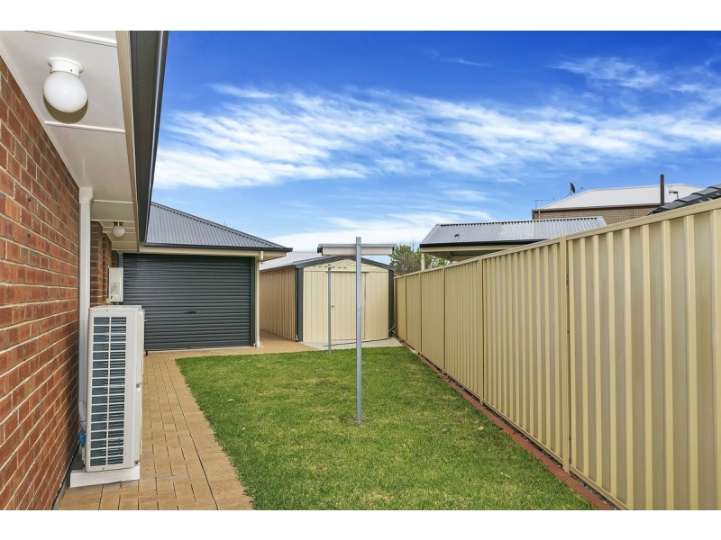 8 Stern Road, Seaford Meadows SA 5169
