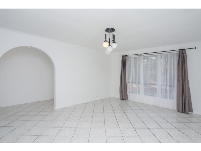 79 Oakridge Rise, Huntfield Heights SA 5163