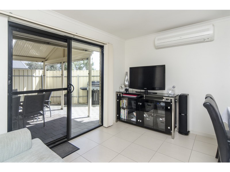 2/37 Chynoweth Avenue, Hackham SA 5163
