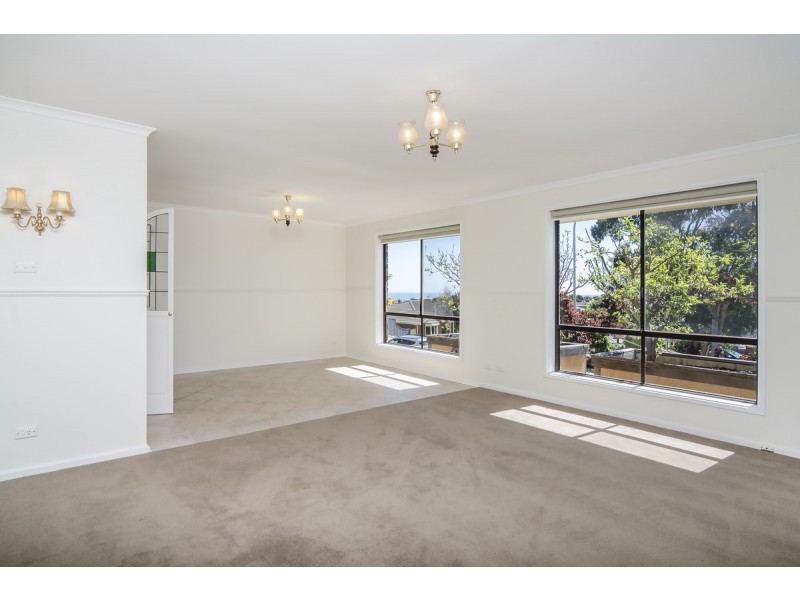 6 Osmanli Drive, Hallett Cove SA 5158