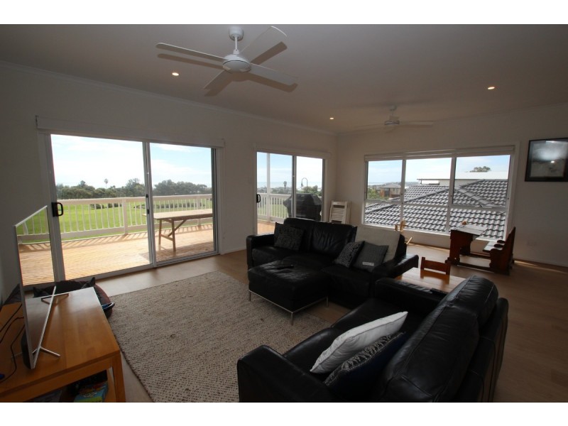 14 Arcadia Crescent, Sellicks Beach SA 5174