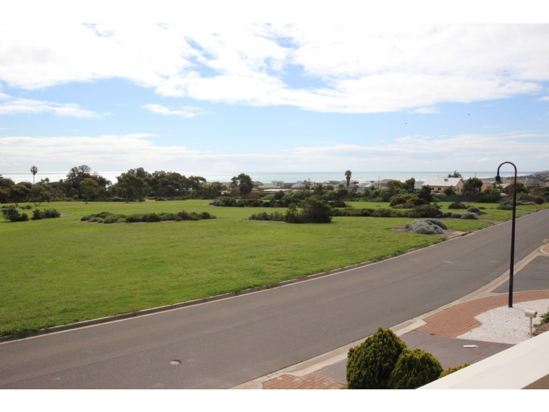 14 Arcadia Crescent, Sellicks Beach SA 5174