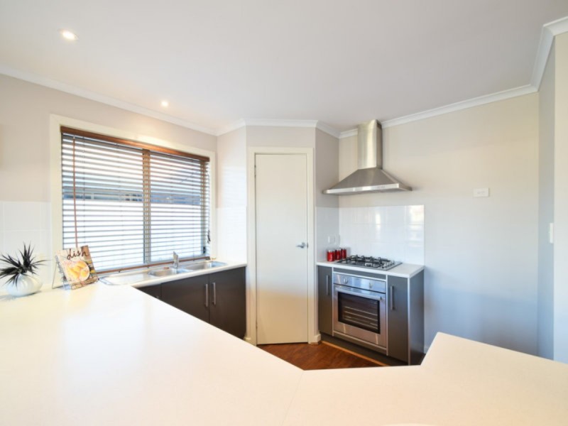 21 Periwinkle Drive, Aldinga Beach SA 5173