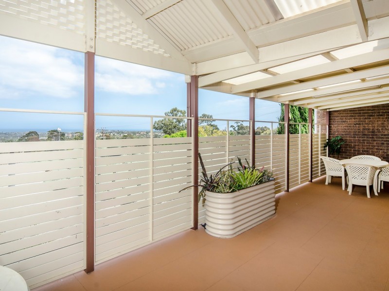 8 Marsden Place, Huntfield Heights SA 5163