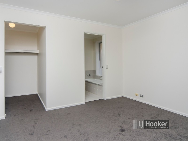 12 Nautilus Square, Seaford Rise SA 5169