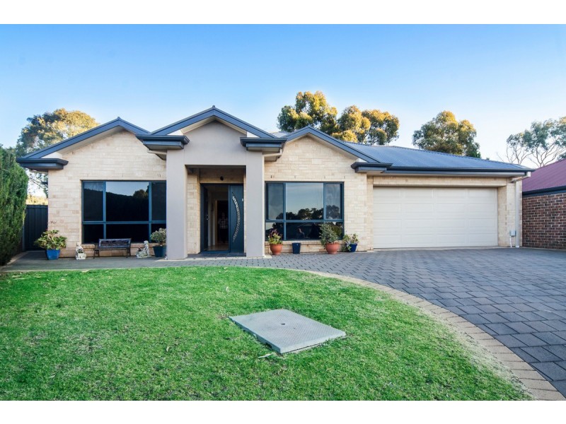 9 Coach Court, Willunga SA 5172