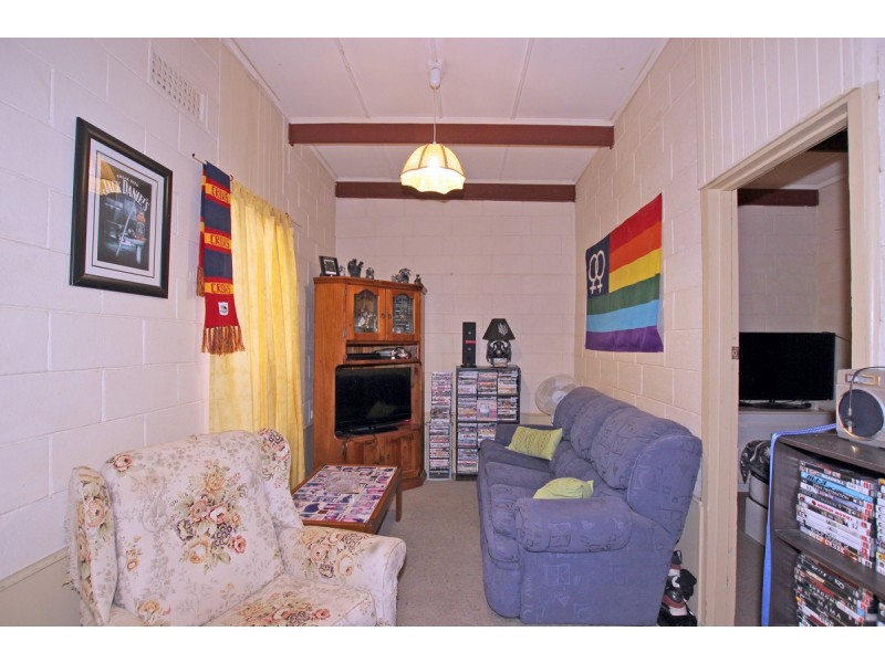 Units 1-3, Blacker Road, Aldinga Beach SA 5173