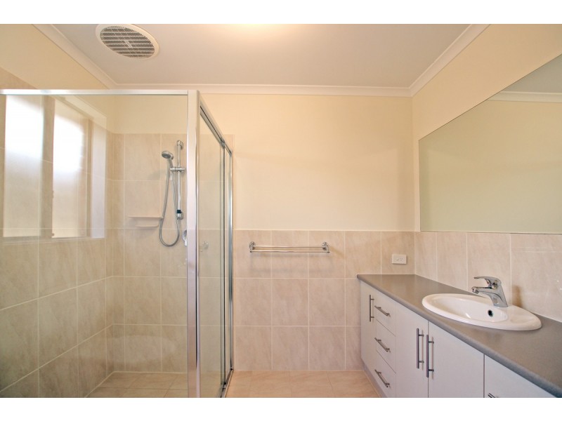 27 Pinkgum Avenue, Aldinga Beach SA 5173