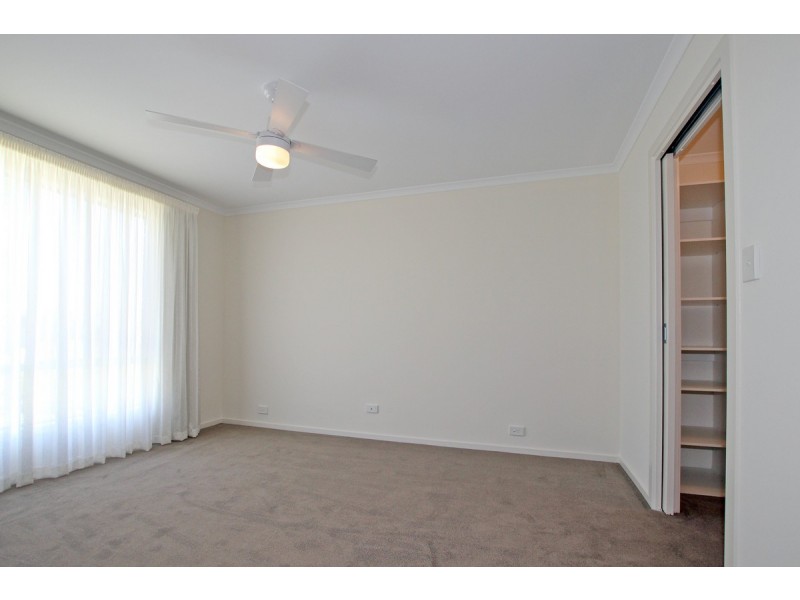 27 Pinkgum Avenue, Aldinga Beach SA 5173