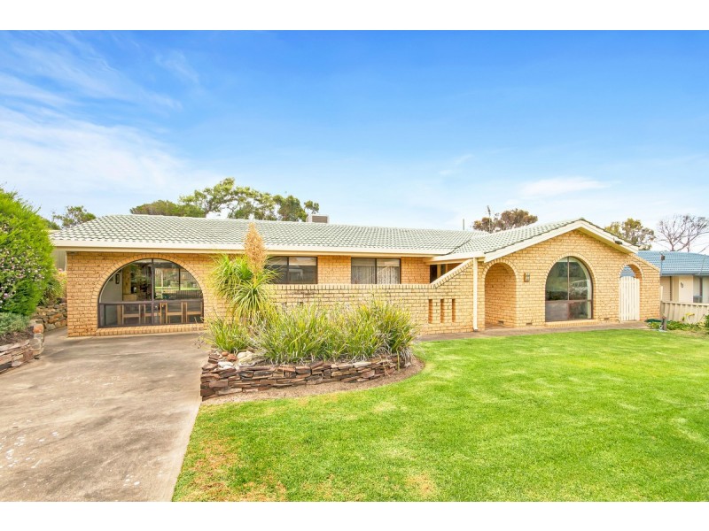 9 & 11 Redgum Avenue, Aldinga Beach SA 5173