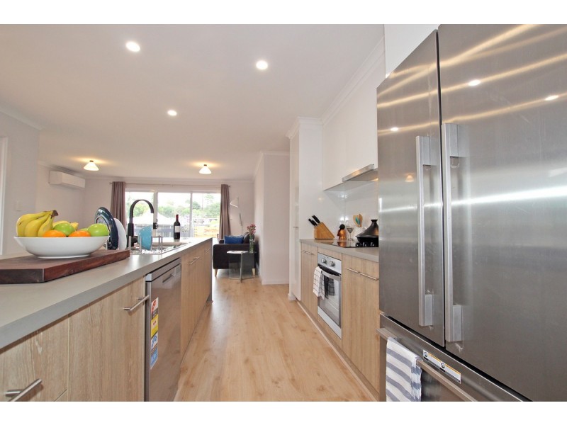 8 Thomas Street, Yankalilla SA 5203