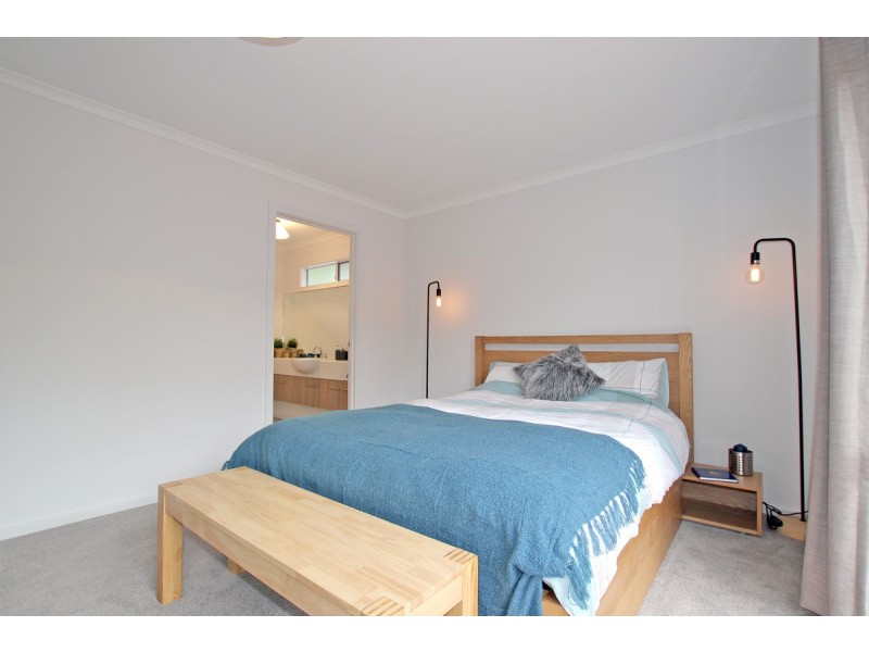8 Thomas Street, Yankalilla SA 5203