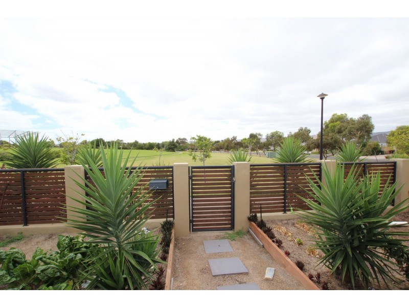 64 Nicholl Avenue, Aldinga Beach SA 5173