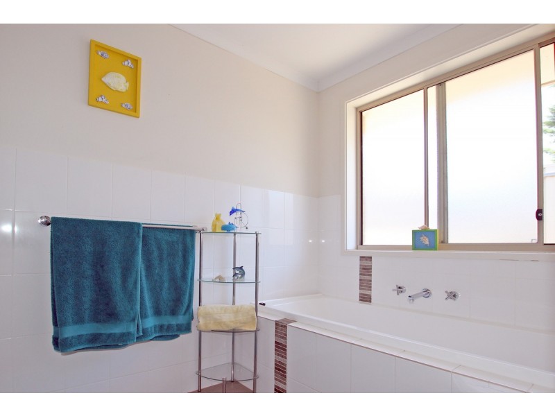 14 Ekers Court, Mount Compass SA 5210