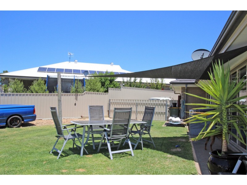 14 Ekers Court, Mount Compass SA 5210