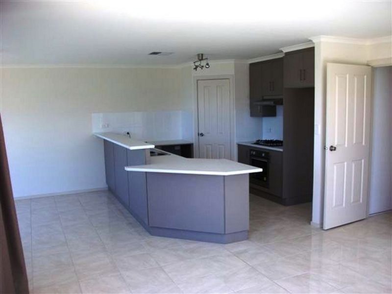 6 Sapphire Way, Aldinga Beach SA 5173