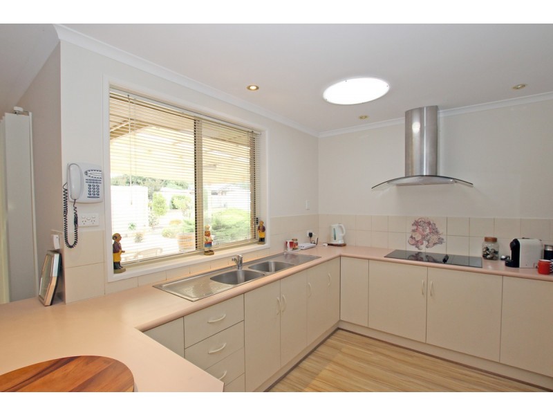 26 Kernick Avenue, Willunga SA 5172