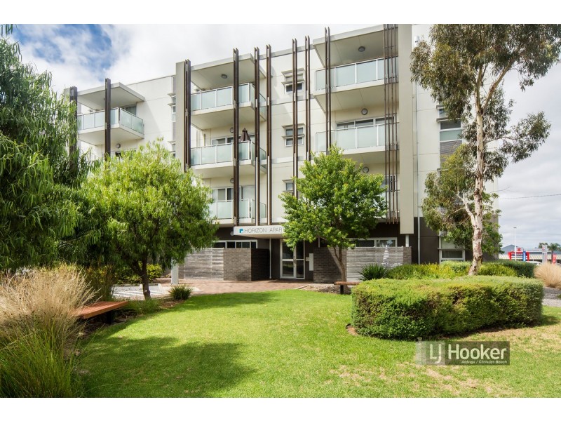 17/2 Ochre Place, Christie Downs SA 5164