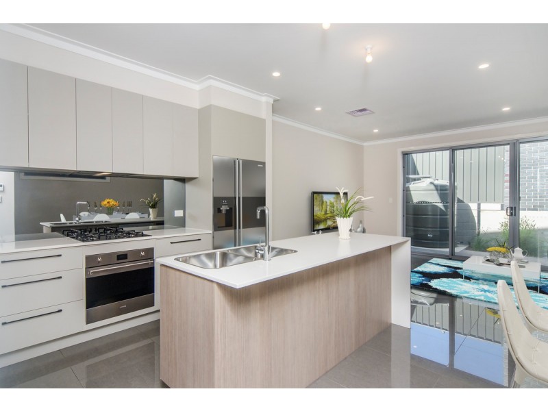 4/26 Roy Terrace, Christies Beach SA 5165