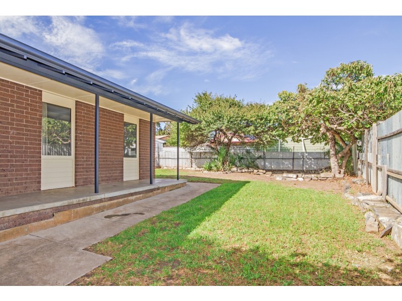 13 Catherine Crescent, Morphett Vale SA 5162