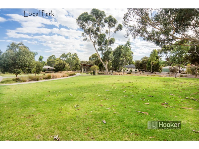 12 The Glenn, Morphett Vale SA 5162