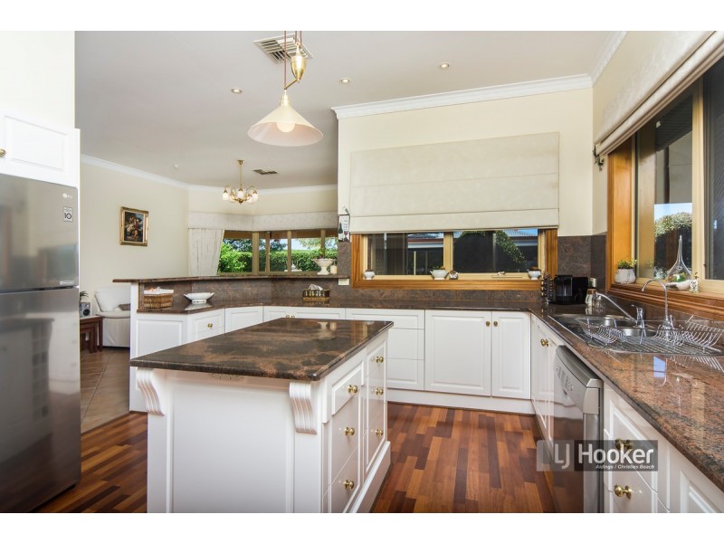 88 California Road, Whites Valley SA 5172