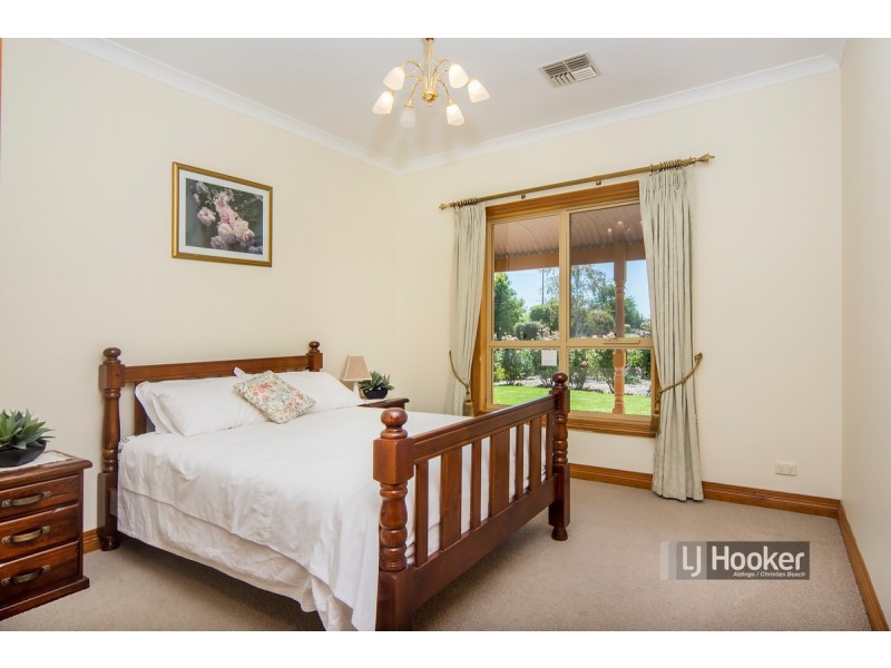 88 California Road, Whites Valley SA 5172