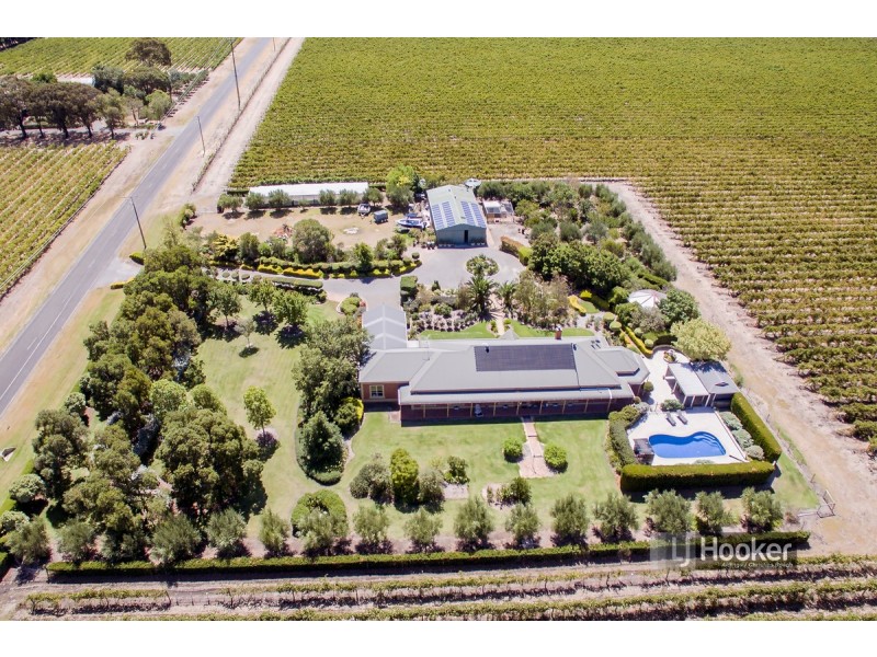 88 California Road, Whites Valley SA 5172