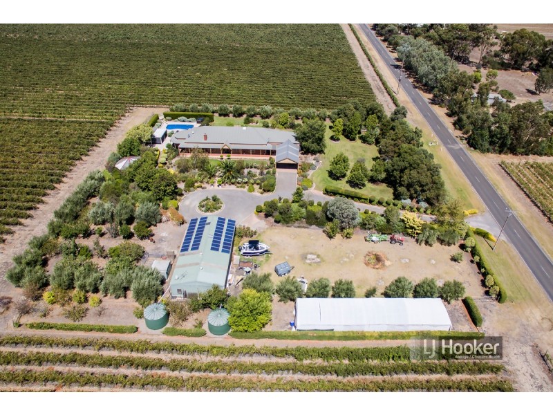 88 California Road, Whites Valley SA 5172