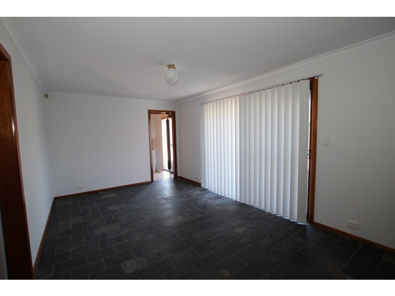 19 Farnsworth Drive, Morphett Vale SA 5162