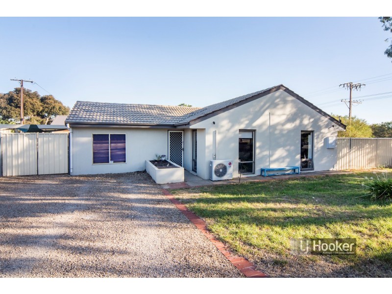 1 Scottsglade Road, Christie Downs SA 5164