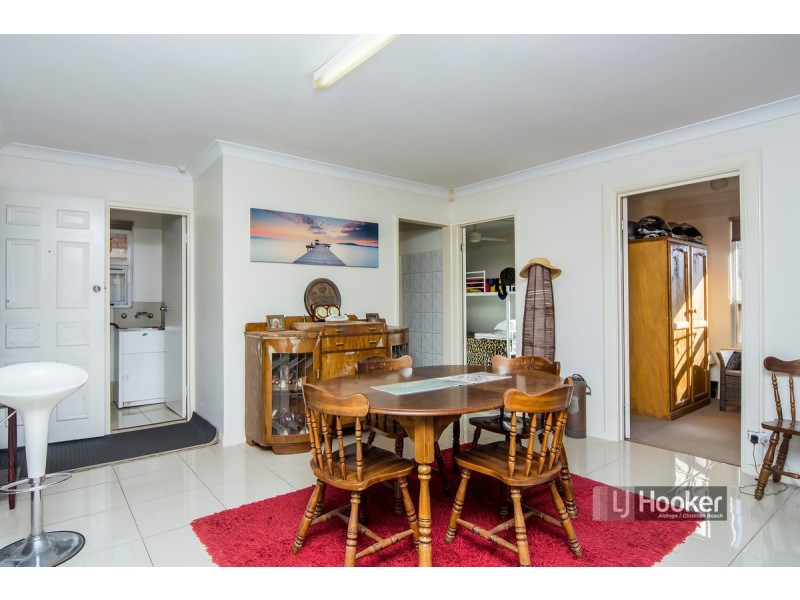 1 Scottsglade Road, Christie Downs SA 5164