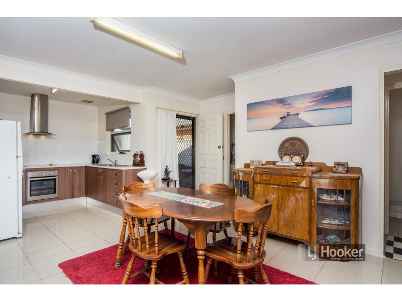 1 Scottsglade Road, Christie Downs SA 5164
