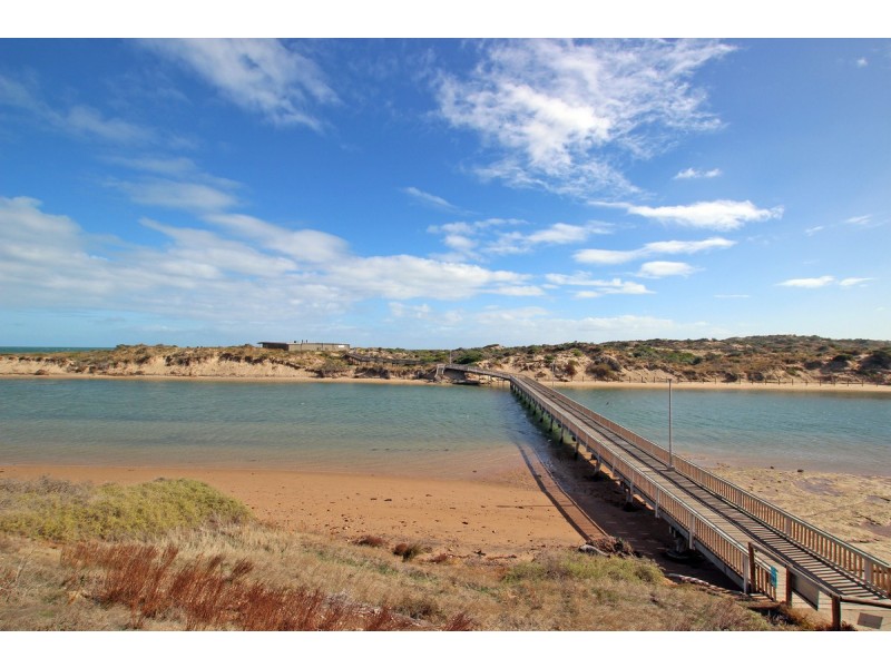 10 Cambridge Street, Port Noarlunga South SA 5167