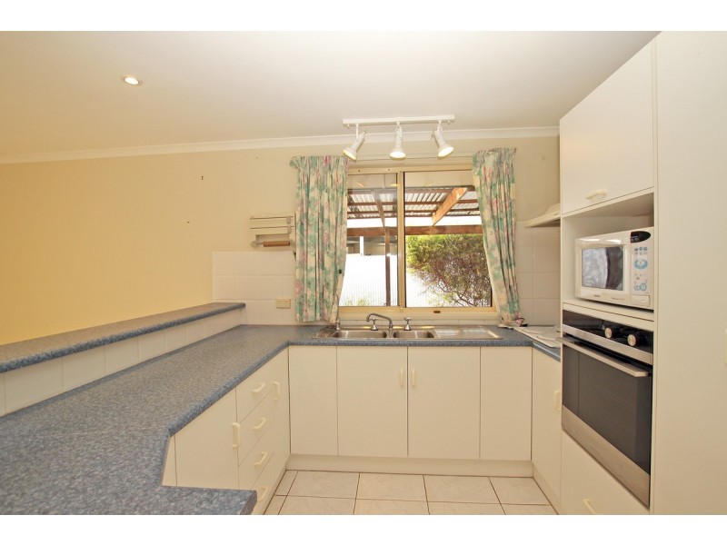 11 Atkinson Crescent, Aldinga Beach SA 5173