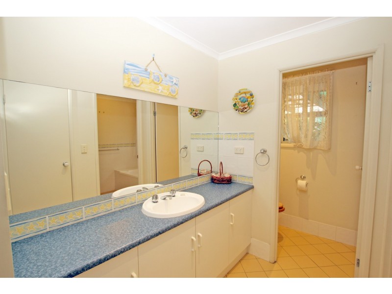 11 Atkinson Crescent, Aldinga Beach SA 5173