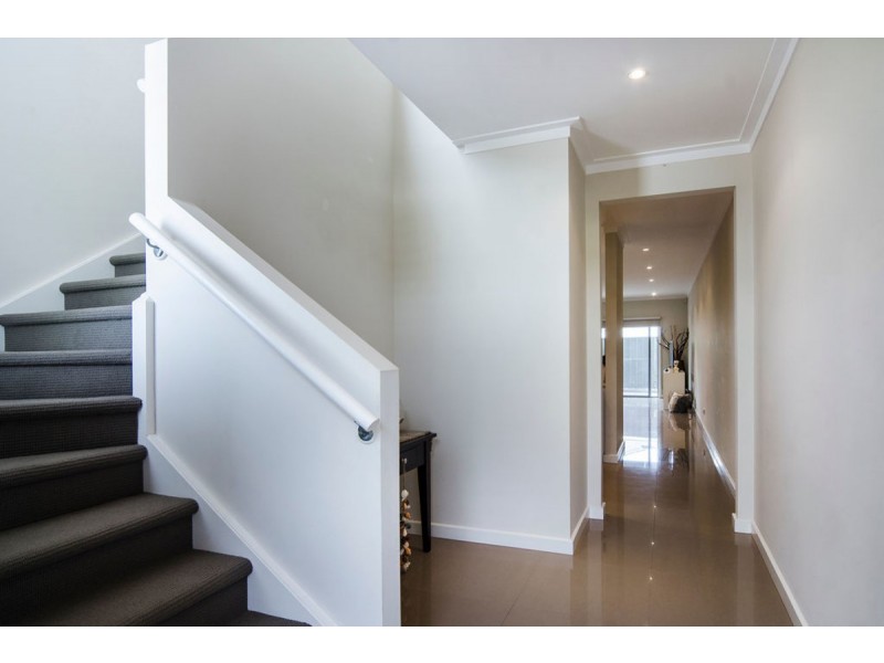 2A Robin Street, Port Noarlunga South SA 5167