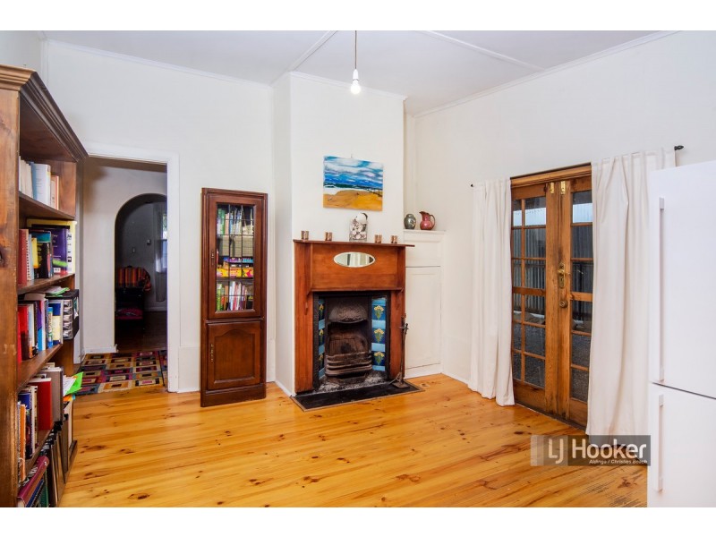 6 Martin Place, Christies Beach SA 5165