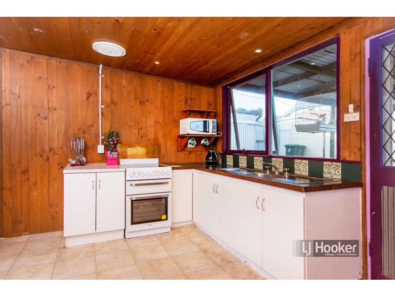 6 Martin Place, Christies Beach SA 5165