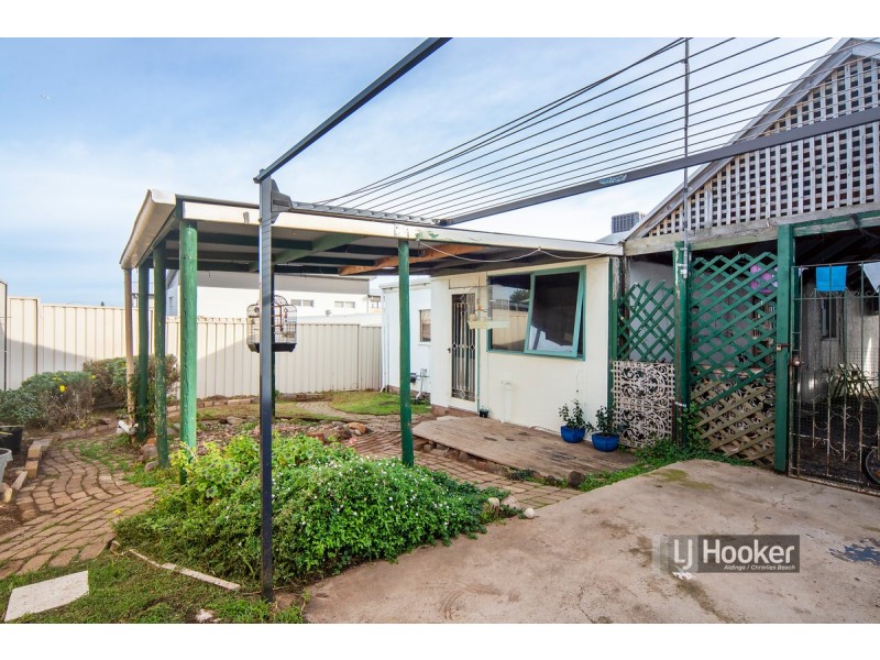6 Martin Place, Christies Beach SA 5165