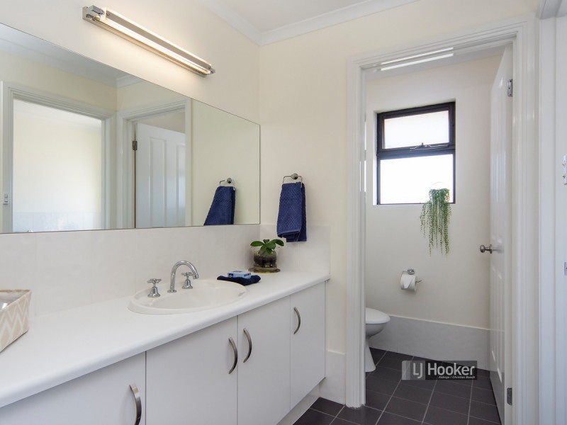 28 Wild Orchid Avenue, Aldinga Beach SA 5173