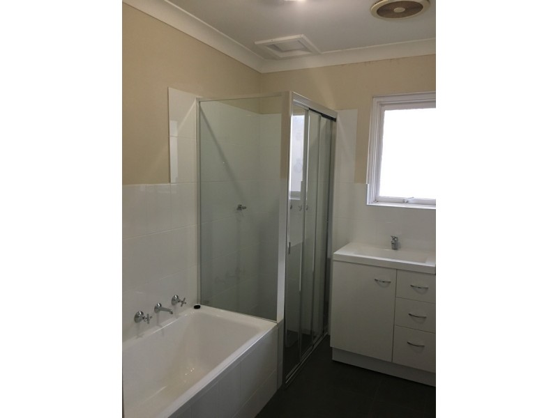 25 Desmond Road, Hackham SA 5163