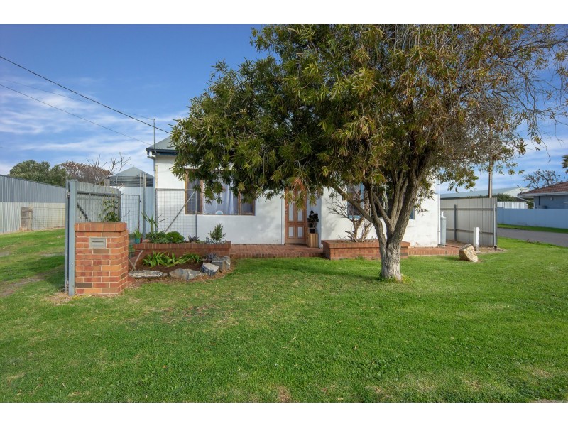 18 Seaview Street, Aldinga Beach SA 5173