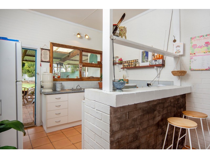 18 Seaview Street, Aldinga Beach SA 5173