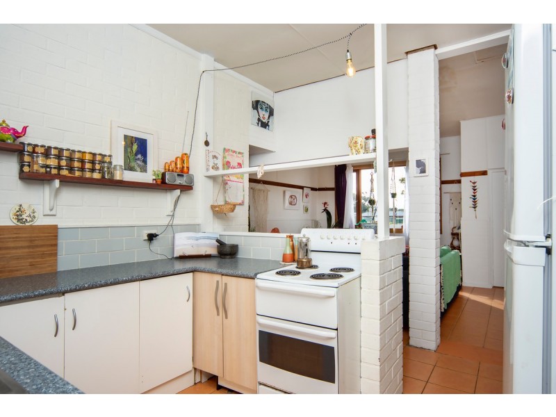 18 Seaview Street, Aldinga Beach SA 5173