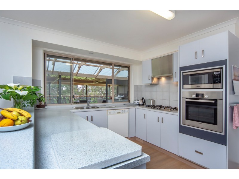 9 Conaghty Court, Woodcroft SA 5162